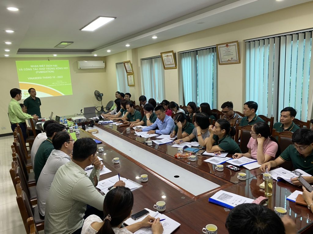 VFC và VINASEED có buổi tọa đàm “Nhận diện côn trùng và tư vấn kiểm soát dịch hại”